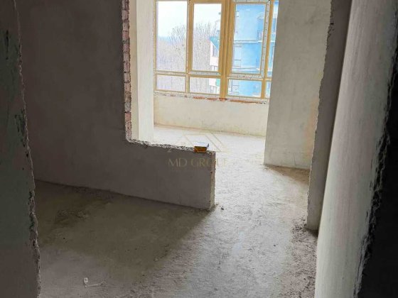 Терміновий продаж, 1к квартира - 49м2. готова до ремонту, річка, парк Ивано-Франковск
