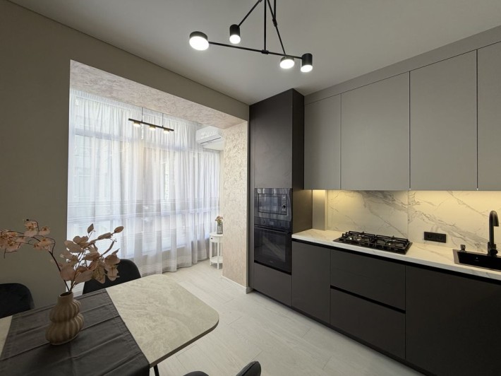 Продаж 1 к квартири на вул Височана, готова до проживання - фото 1