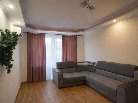 Продаж 2-к квартири вул.  Йорданська 18 Киев