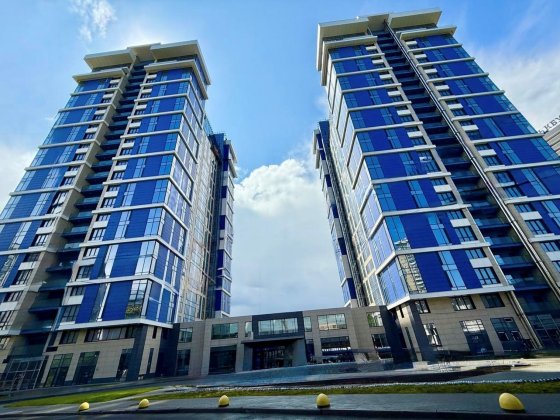 Продаж: 2-кімнатна квартира 85,1м2 на 3пов./24 + паркомісце в ЖК Edelweiss House, вул.Звіринецька,70 Киев