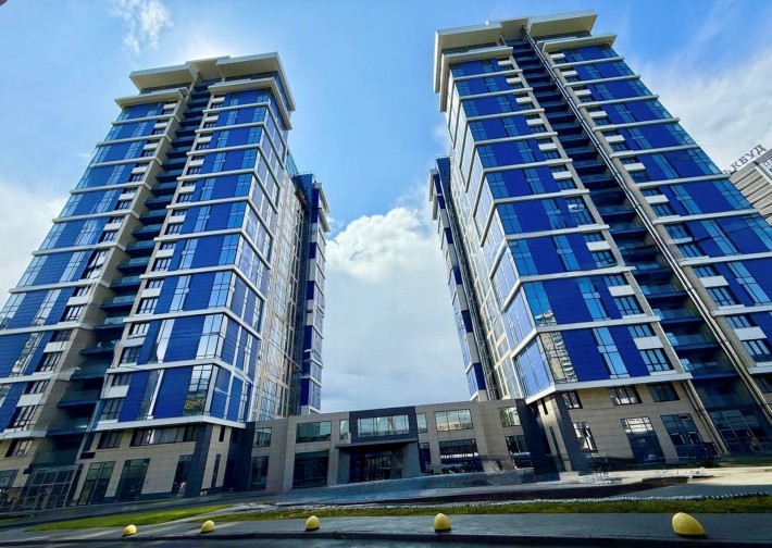 Продаж: 2-кімнатна квартира 85,1м2 на 3пов./24 + паркомісце в ЖК Edelweiss House, вул.Звіринецька,70 - фото 1