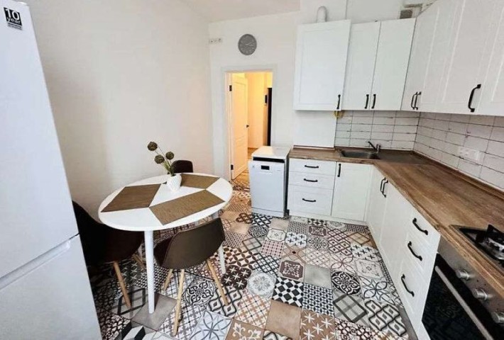 Продаж 2-к квартири вул. Академіка Писаржевського 8 - фото 1