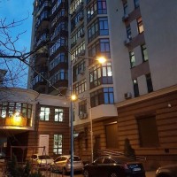 Продаж 4-кімнатної квартири на вул.Коперника, 11 Киев