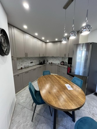 3к з ремонтом!Буча!Мін.Оф!Без комісії!Розвинена інфраструктура - фото 1