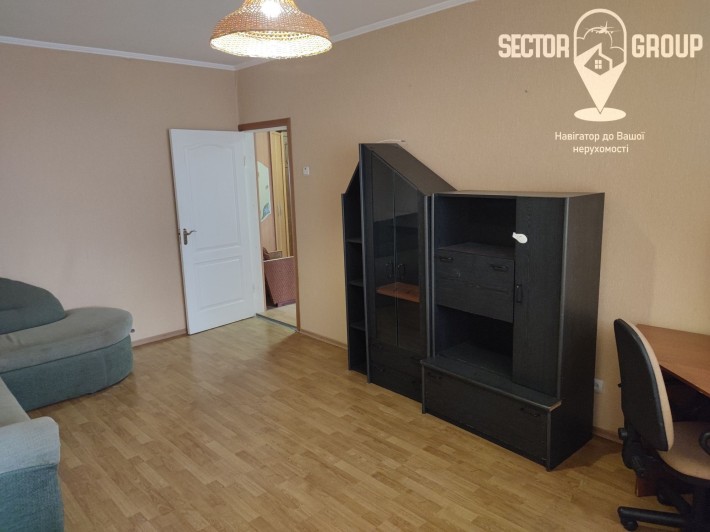 Однокімнатна на Момота 50 кв.м. Сертифікат можливо. - фото 1