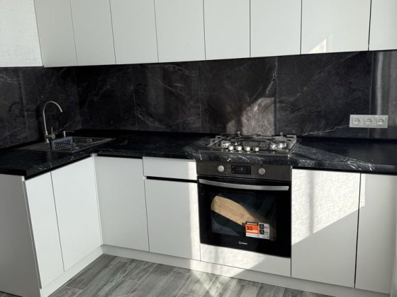 2 кімнатна квартира Стуса 3