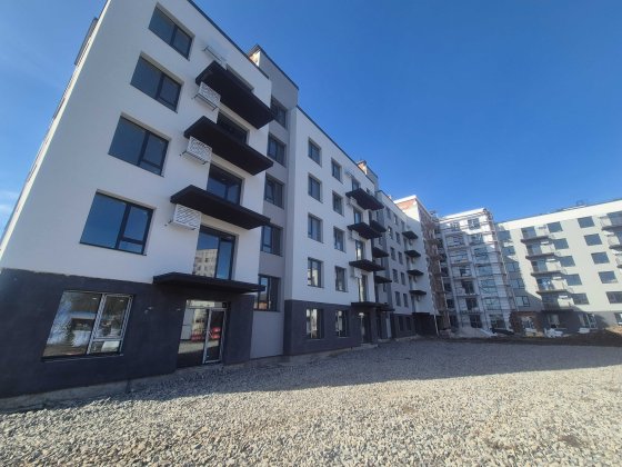 Продаж 2кім з балконом-терасою. Сучасний малоповерховий будинок. Ивано-Франковск