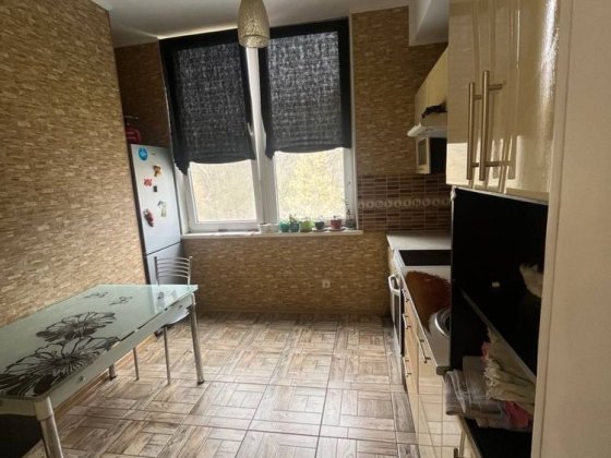 Продам 2-х кімнатну квартиру в Броварах Бровари