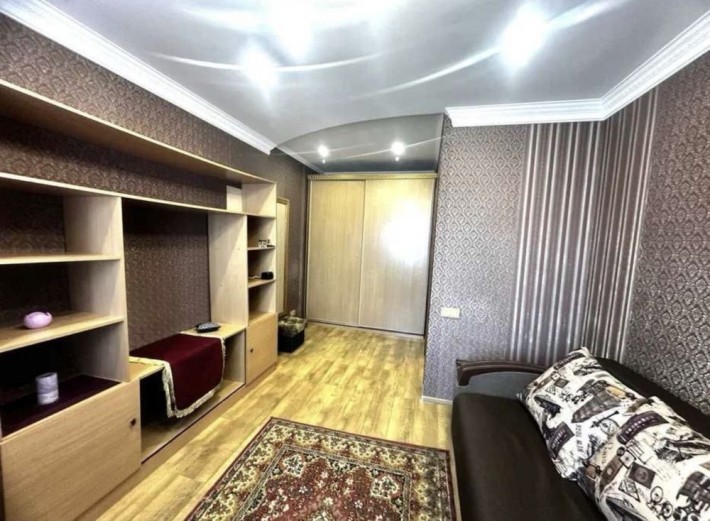 Продам 1-кімнатну квартиру в Борисполі, вул. Бабкіна, 12 - фото 1