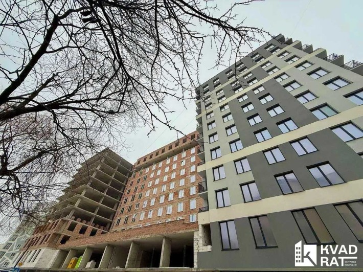 Терміново 1 кім кухня-студія 670 доларів м2 - фото 1