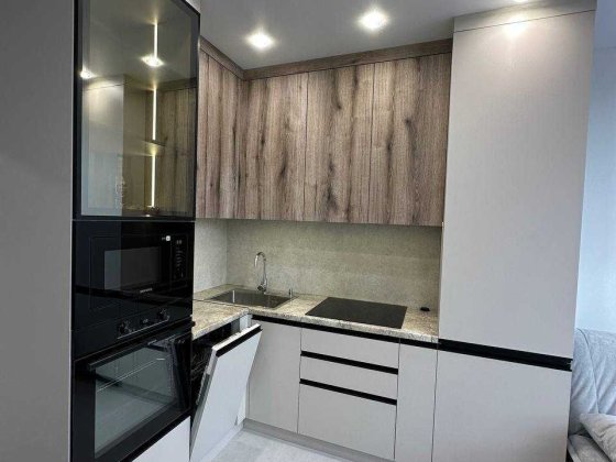 Продам 1 кім квартиру , укомплектована кухня, ЖК з усією необхідною іфнораструктурою! Івано-Франківськ