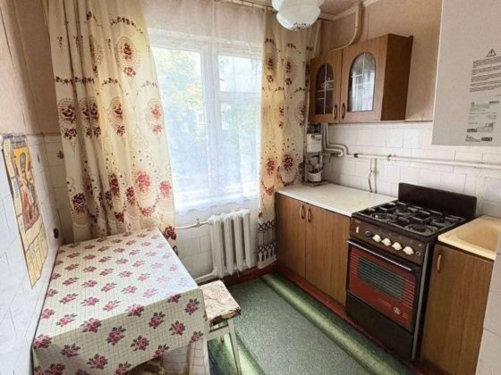 Продам 2во кімнатну квартиру на Вокзальній м.Біла Церква Белая Церковь