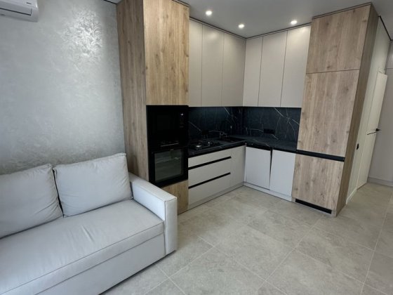 Продам 2 кімнатну квартиру в центрі вул Бельведерська 5 поверх Івано-Франківськ