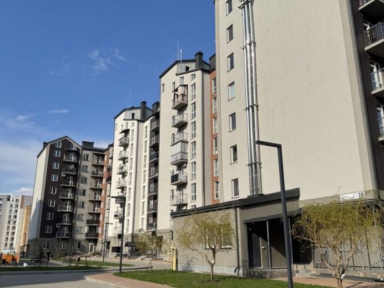 Простора однокімнатна, частковий ремонт, ЖК Скандія Бровари