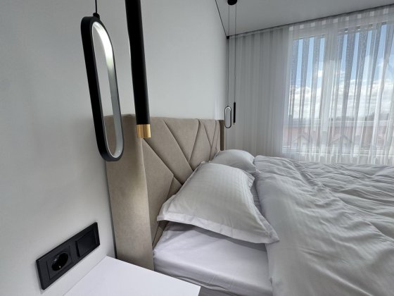 Видова Однокімнатна квартира в центрі з ремонтом та меблями, гардероб на , під інвестиції та для себ Івано-Франківськ