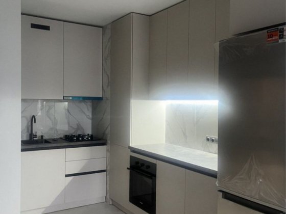 Продам 1-кімнатну квартиру з орендарем від ВЛАСНИКА! ЖК «Стожари» Вишневое