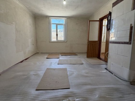 Продам 1 кімнатну квартиру в центрі міста