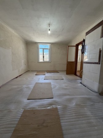 Продам 1 кімнатну квартиру в центрі міста - фото 1