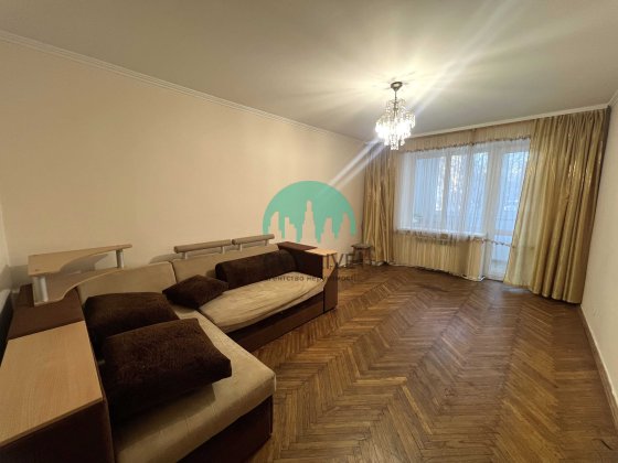 Продам 2 кімнатна з ремонтом вул. Хоткевича буд. 46.  (25) Івано-Франківськ