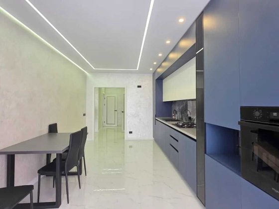 Двокімнатна квартира укомплектована та готова до проживання в центральній частині міста. Ивано-Франковск