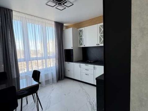 Продам Євро 2к квартири, Оформл. 2%
