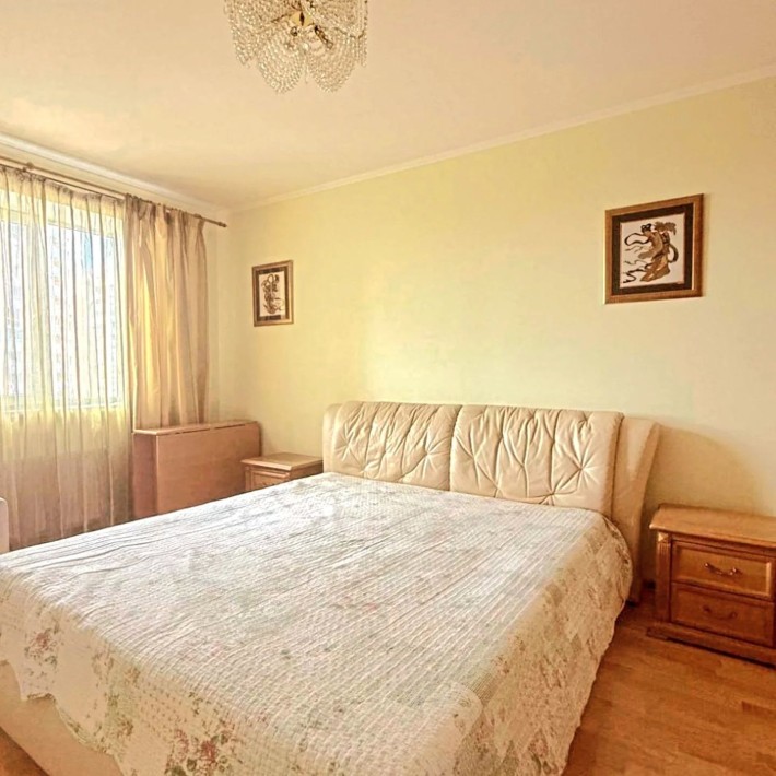 Продам 2кім.квартиру вул.Грушевського, м Бровари - фото 1