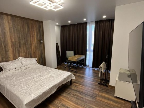 3к квартира з новим ремонтом