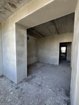 Велика однокімнатна! Можливість розтермінування. - фото 1