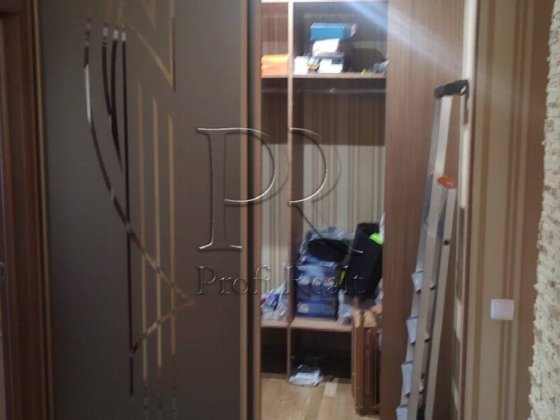 Продаж 3 кімнатної квартири Бровари, Київська область, вулиця Чубинськ Бровары