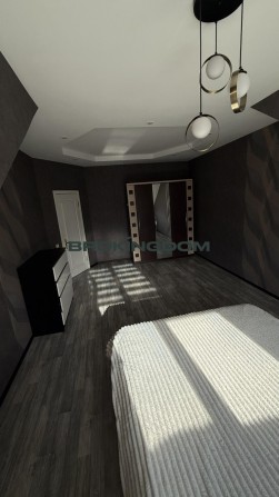 3-кімн квартира, Чорних Запорожців 57, дворівнева, гарна ціна - фото 1