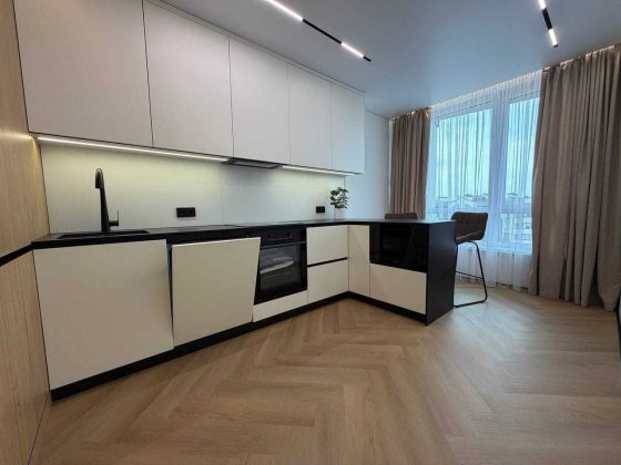 Преміальна 1-кімнатна квартира в центрі, ЖК 5 поруч з озером Івано-Франківськ