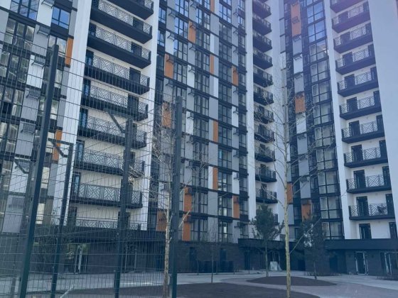 Швидкий продаж квартири в центрі Вишневого Вишневе