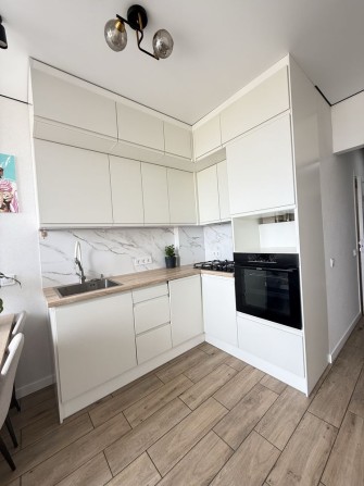 Продаж 1 кімнатної квартири з новим ремонтом! Сертифікат! 2% податки! - фото 1