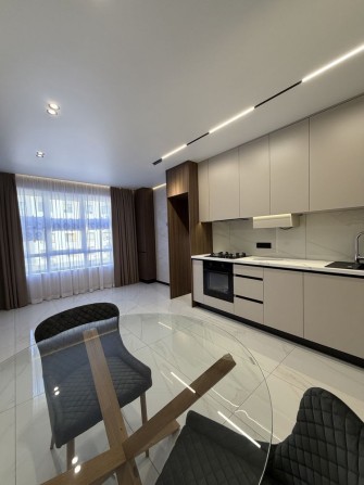 Продам квартиру в ЖК Молодість, преміум сегмент - фото 1