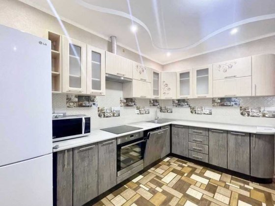 Продам 2-кімнатну квартиру ЖК Південний, Вишневе. Вишневое