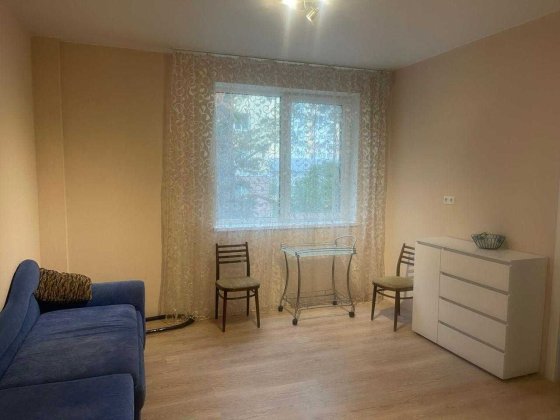 Квартира з ремонтом, гарна ціна та площа,  2й поверх. Буча