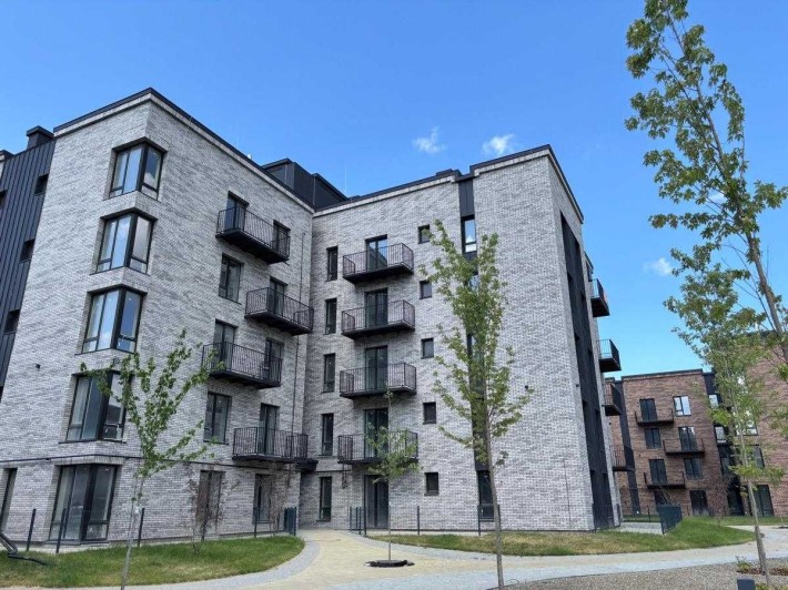 Продаю 2-кімнатну квартиру в малоповерховому  зданому будинку - фото 1