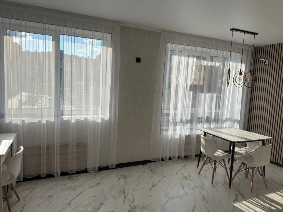 Продам квартиру з ремонтом.ЖК Молодість