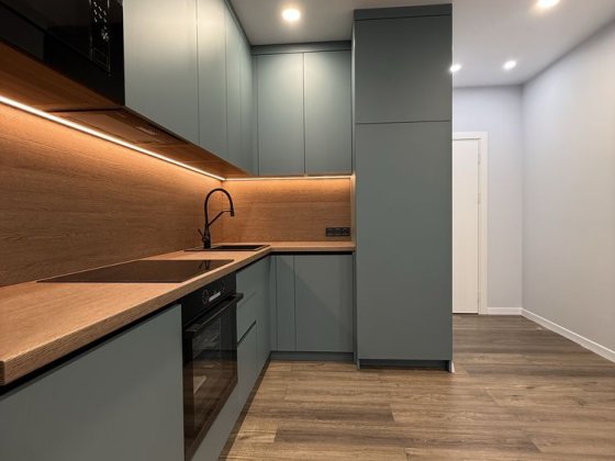 Видова 2 к квартира в центрі з дизайнерським ремонтом. Буча Авенір Буча