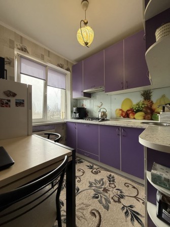 Продаж затишної 2-кімнатної, вулиця Київська, 45м2 - фото 1