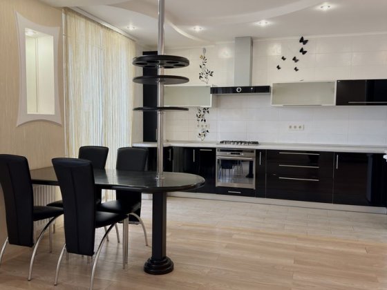 Продаж класної комфортної квартири для сім'ї, Центр - Новобудова Кременчуг