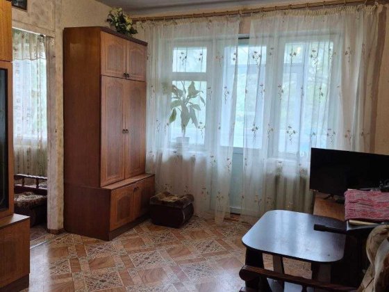 Продам 2 кімн. квартиру в ЦЕНТРІ. 4/5 пан. Житловий стан. 34000 Кременчуг
