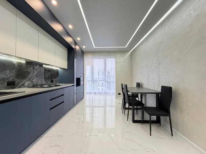 Укомплектована 2-кім в центральній частині міста - фото 1