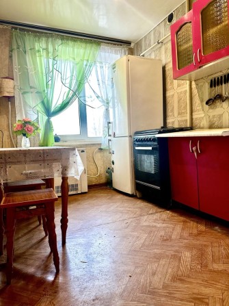3-х 7 Зарічний, 2/9, не кутова, Автономка - фото 1