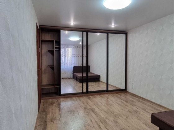 Однокімнатна квартира з новим ремонтом в Бучі(центр), мінімальне оформлення, ЄВідновлення -так! Буча