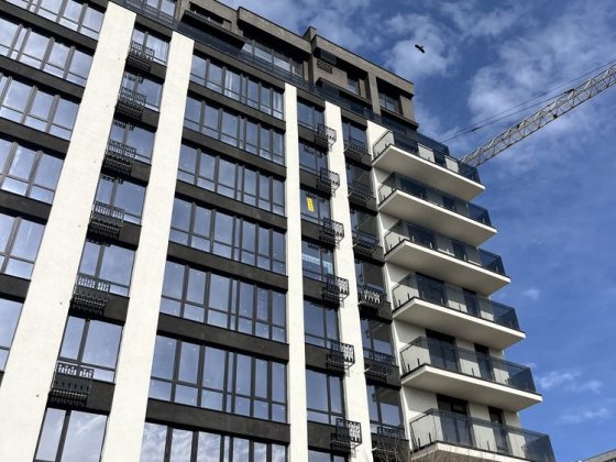 Продаж Видова 3кім квартира з відкритим балконом Озеро Центр Ивано-Франковск