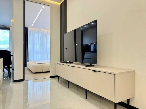 Двокімнатна в центрі з видом на ратушу Івано-Франківськ