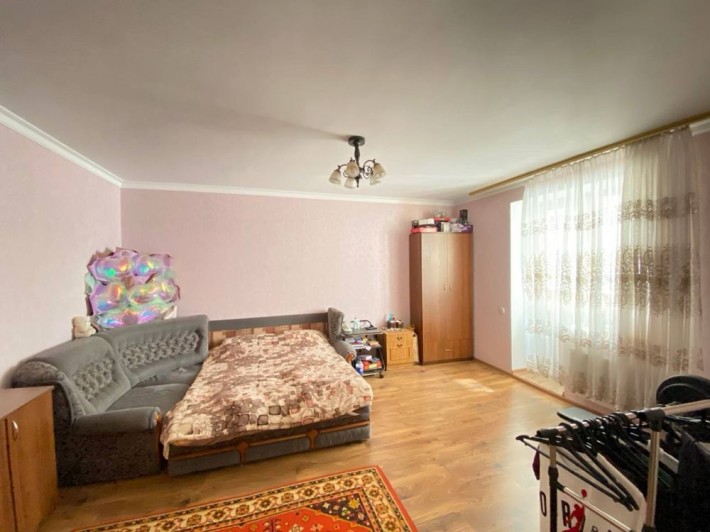 Продаж 1о кімнатної квартири в новобудові Центр біля 19 школи - фото 1