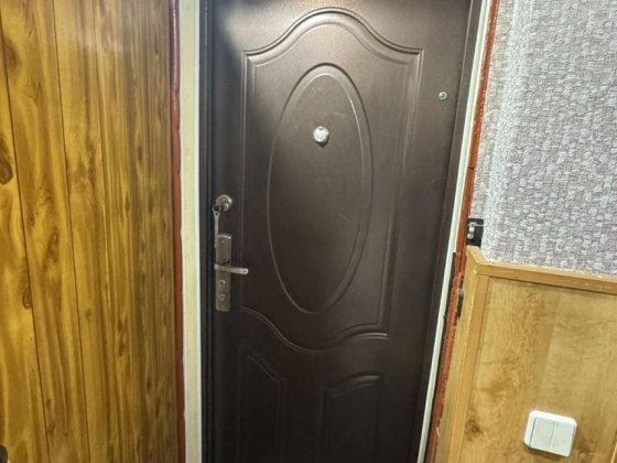 Продаю 1 комн квартиру на Роковатой Кривий Ріг