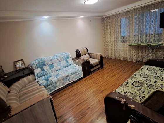 Продам 1 кімн.кв, вул. Героїв Крут Кременчуг